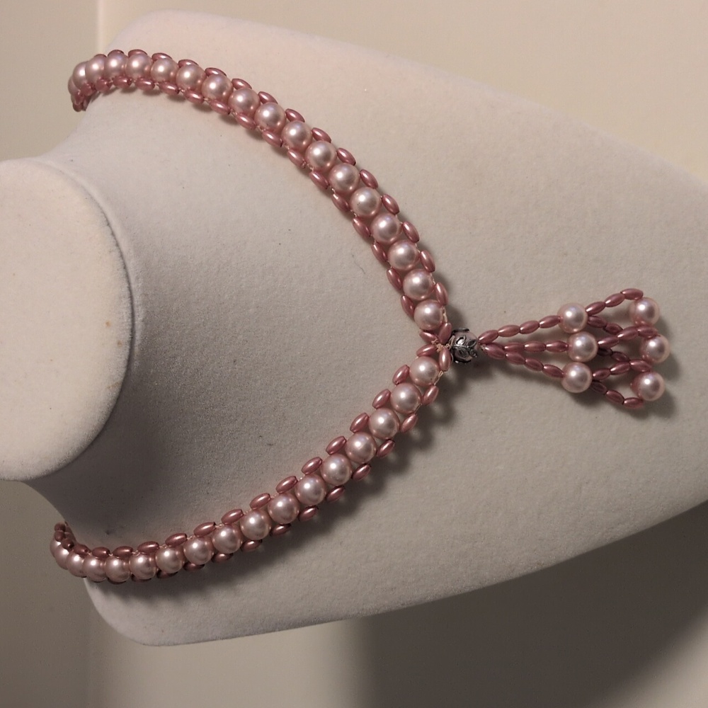 Elegant Pink Pearl Tassel Necklace With Silver Accent